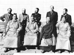 Bundesarchiv Bild 135-KA-10-080, Tibetexpedition, Gruppenbild Mit Ministern