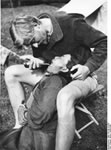 Bundesarchiv Bild 135-KB-15-078, Tibetexpediton, Anthropometrische Untersuchungen