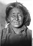 Bundesarchiv Bild 135-BB-049-06, Tibetexpedition, Tibeterin