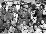 Bundesarchiv Bild 135-S-10-03-04, Tibetexpedition, Tibetische Kinder