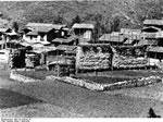 Bundesarchiv Bild 135-S-06-07-19, Tibetexpedition, Chumbital, Tibetische Siedlung