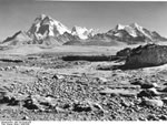 Bundesarchiv Bild 135-KA-06-039, Tibetexpedition, Landschaftsaufnahme