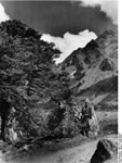 Bundesarchiv Bild 135-S-05-06-29, Tibetexpedition, Landschaftsaufnahme mit Tibeter